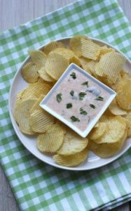 Tuinfeest - chips met saus - zomer hapjes - mels Feestje"