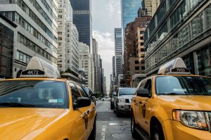 taxi-cab-New York taxi - die gele taxi - je kan ook makkelijk Uber nemen - lees de tips van blogger en friends - mels Feestje